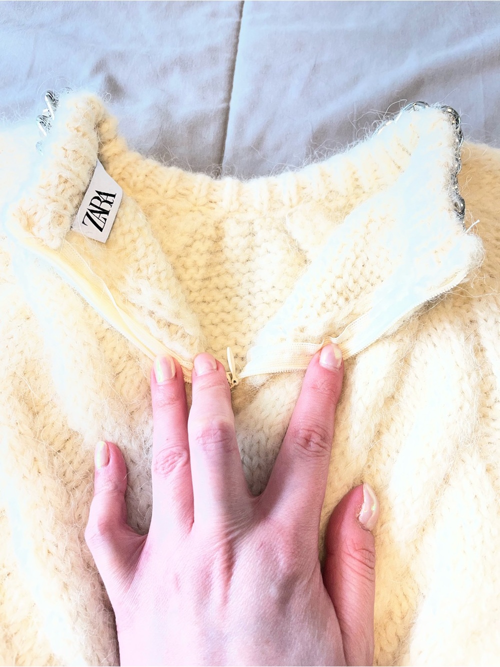 Zara Limited Edition Wool and Alpaca Knit Cropped Sweater with Chain Detail - Picture 13 of 13
